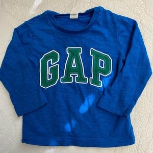 Boys gap long sleeve shirt.